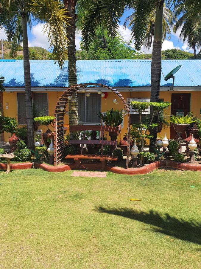 L & M Hearthstones Lodge Oslob Dış mekan fotoğraf