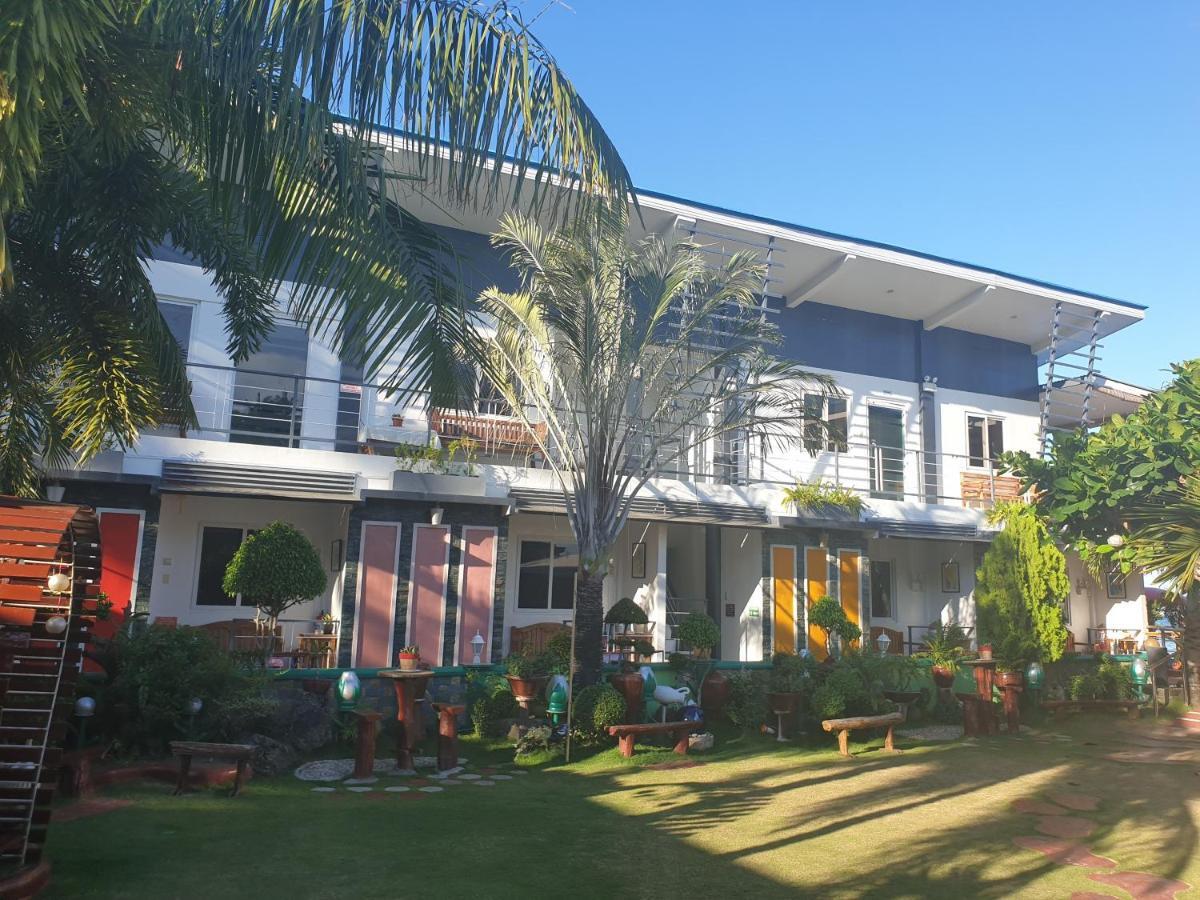 L & M Hearthstones Lodge Oslob Dış mekan fotoğraf