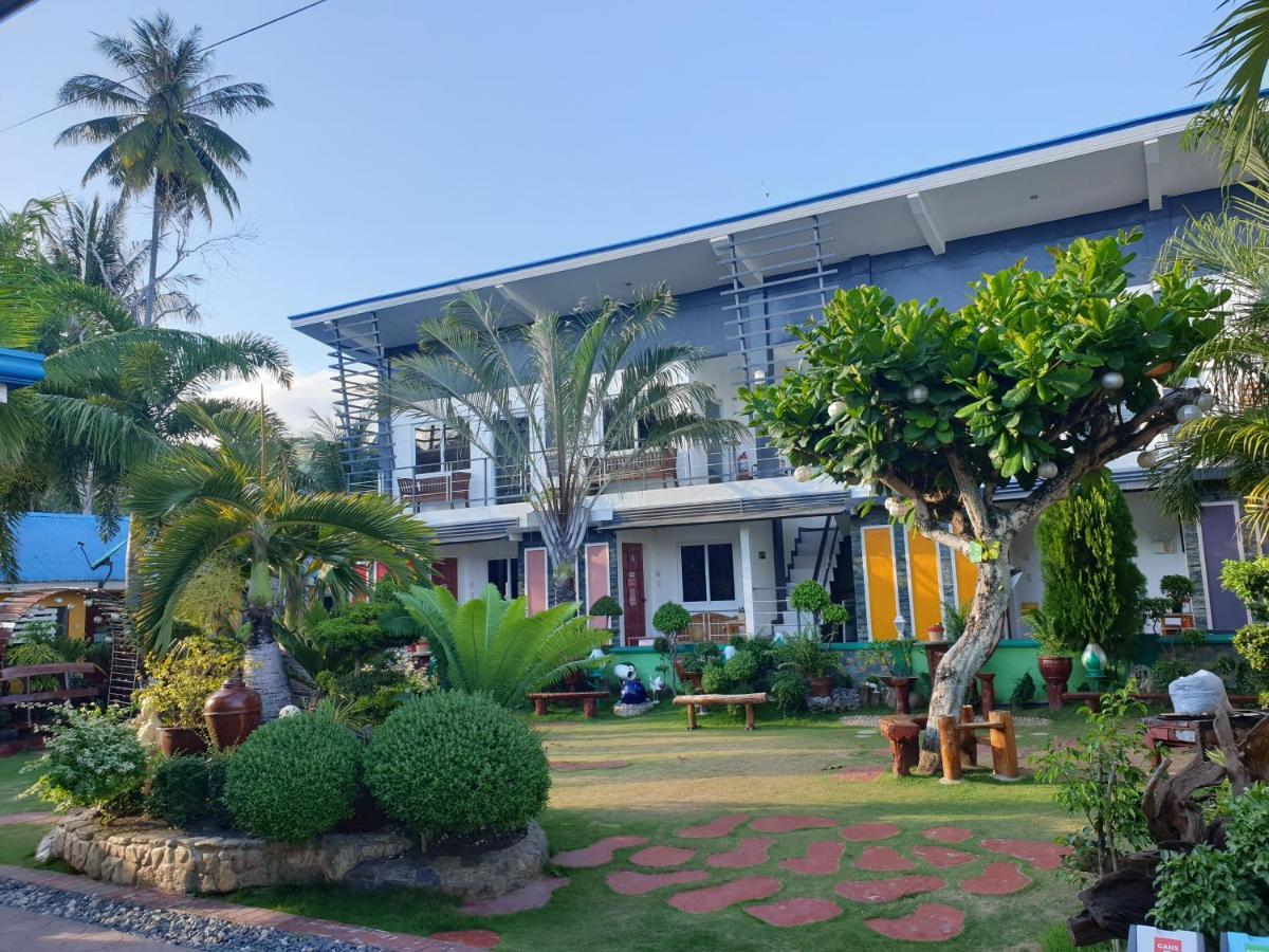 L & M Hearthstones Lodge Oslob Dış mekan fotoğraf
